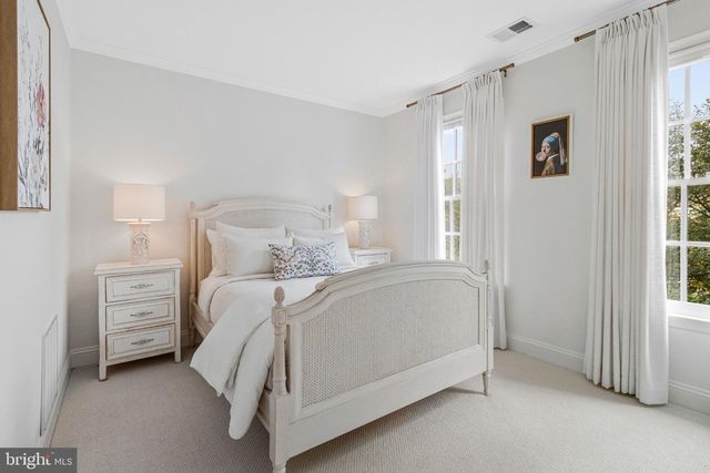 317 S HENRY ST, Alexandria, VA 22314