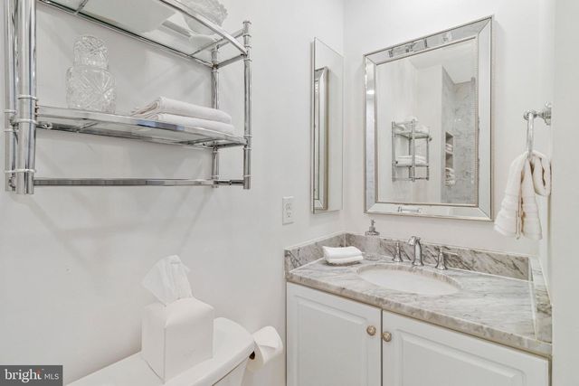 317 S HENRY ST, Alexandria, VA 22314