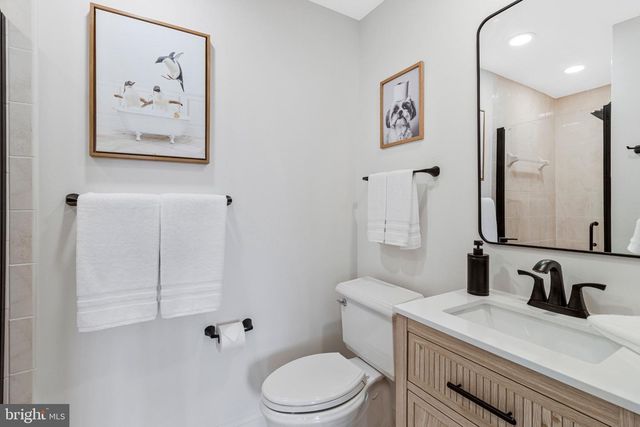 317 S HENRY ST, Alexandria, VA 22314