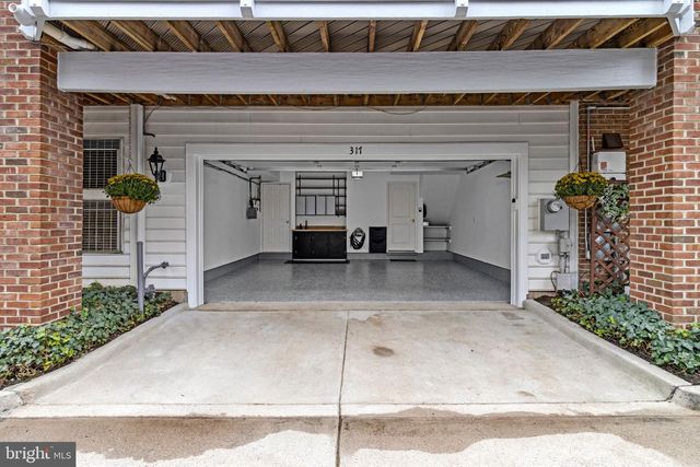317 S HENRY ST, Alexandria, VA 22314