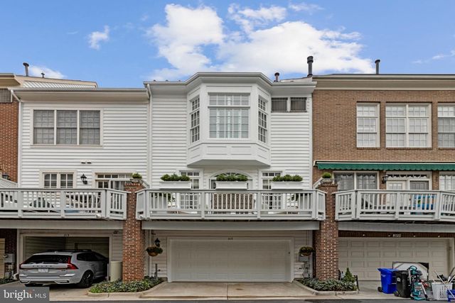317 S HENRY ST, Alexandria, VA 22314
