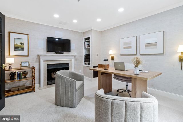 317 S HENRY ST, Alexandria, VA 22314