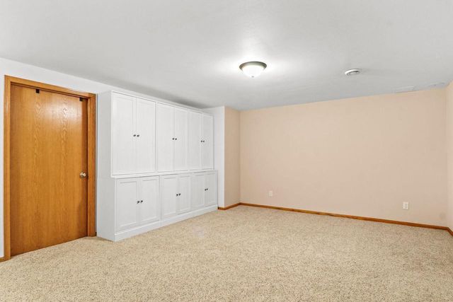 2338 Quartz Lane, Madison, WI 53719