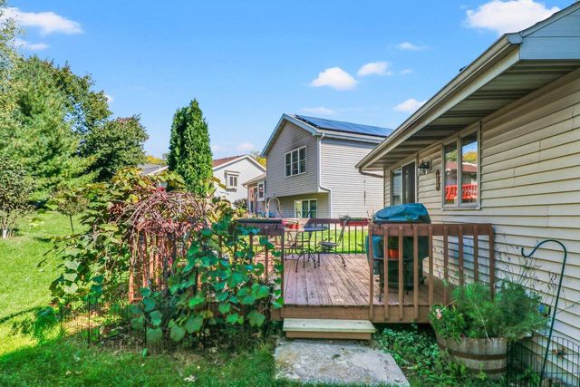 2338 Quartz Lane, Madison, WI 53719