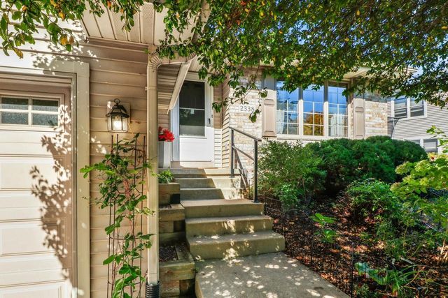 2338 Quartz Lane, Madison, WI 53719