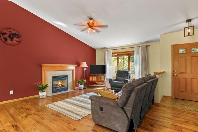 2338 Quartz Lane, Madison, WI 53719