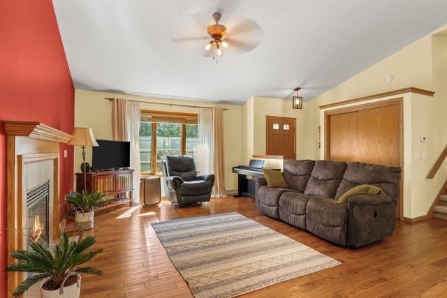 2338 Quartz Lane, Madison, WI 53719