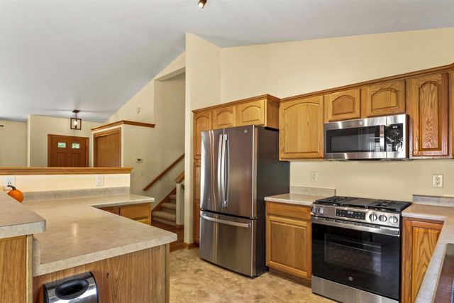2338 Quartz Lane, Madison, WI 53719