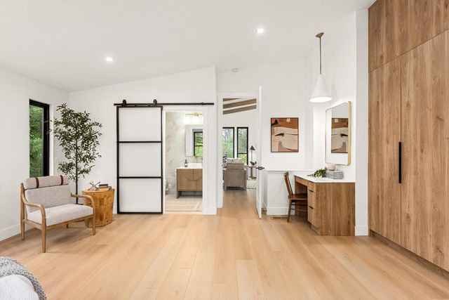 7801 Law Ln, Loomis, CA 95650