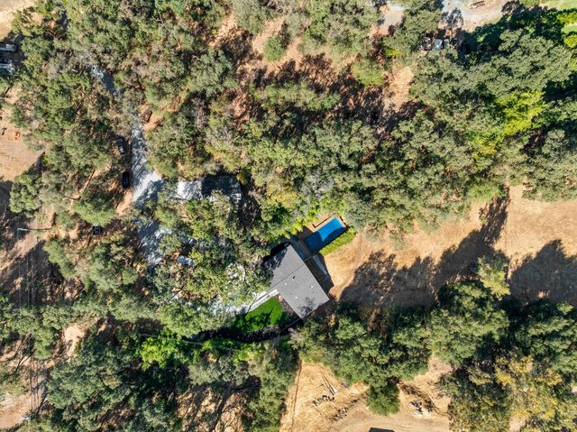 7801 Law Ln, Loomis, CA 95650