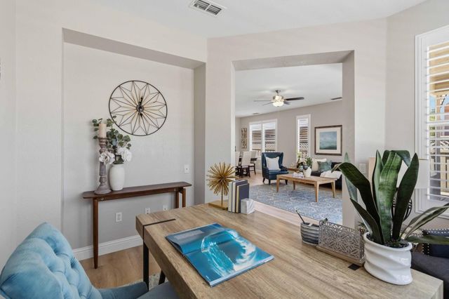 7072 Hayride Ln, Roseville, CA 95747