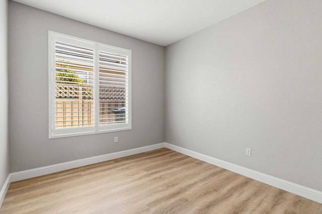 7072 Hayride Ln, Roseville, CA 95747