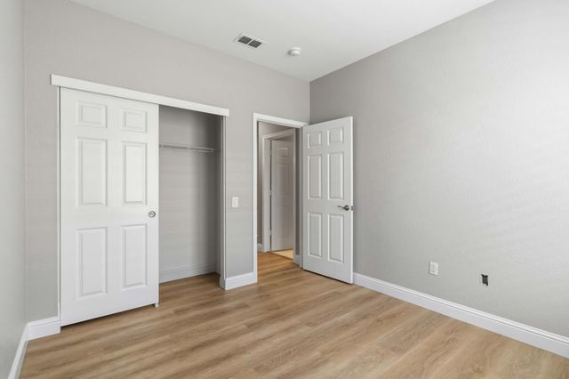7072 Hayride Ln, Roseville, CA 95747
