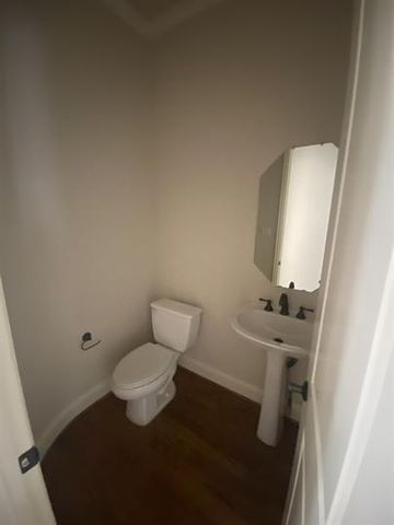 6353 Richmond Avenue 101, Houston, TX 77057