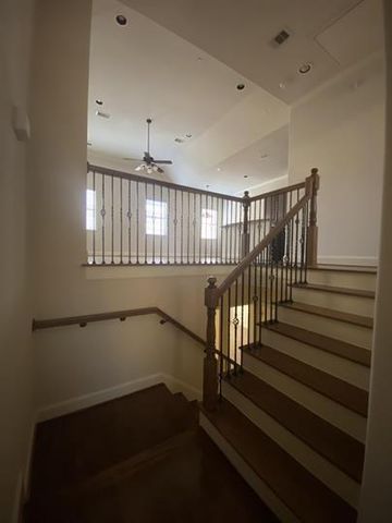 6353 Richmond Avenue 101, Houston, TX 77057