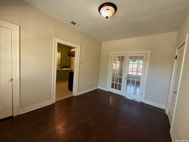 630 W Gramercy, San Antonio, TX 78212