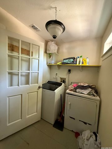 630 W Gramercy, San Antonio, TX 78212