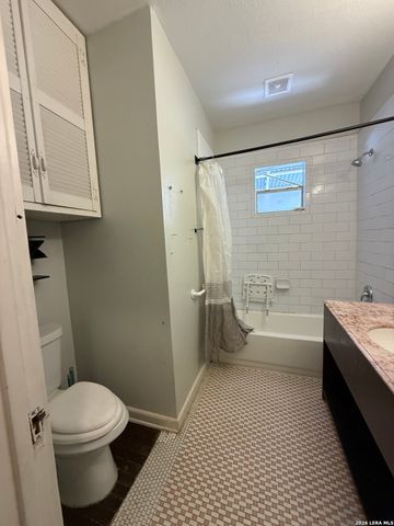 630 W Gramercy, San Antonio, TX 78212