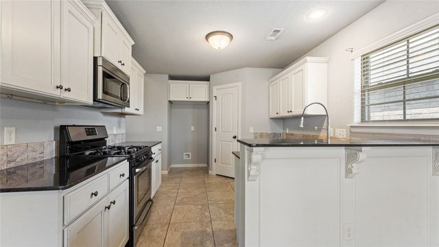 420 Timber Ridge Street, Centerton, AR 72719