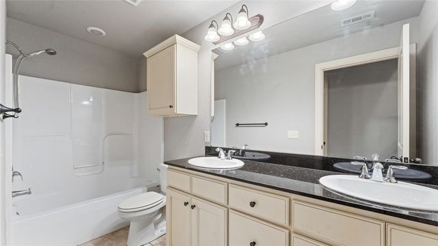 420 Timber Ridge Street, Centerton, AR 72719