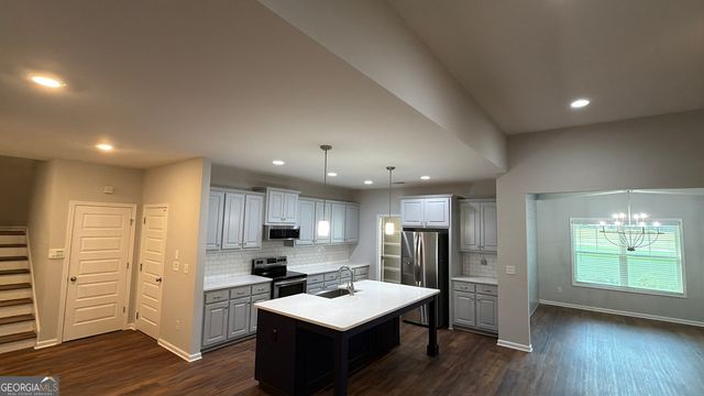 12 Springdale Court, Senoia, GA 30276