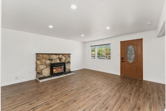 6624 Graham Cir, Citrus Heights, CA 95610