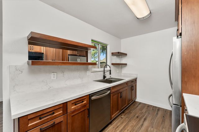 6624 Graham Cir, Citrus Heights, CA 95610
