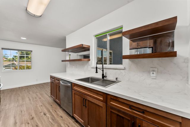 6624 Graham Cir, Citrus Heights, CA 95610