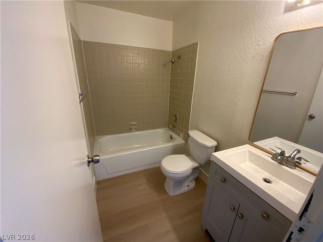6994 Issac Avenue D, Las Vegas, NV 89156