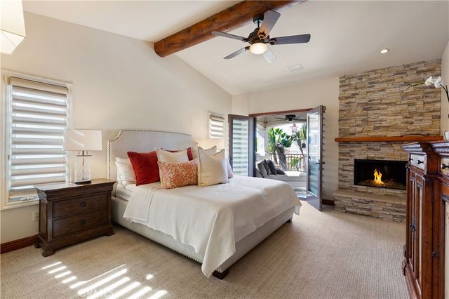 158 Santa Ana Avenue, Long Beach, CA 90803