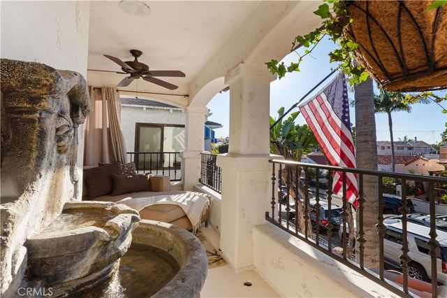 158 Santa Ana Avenue, Long Beach, CA 90803