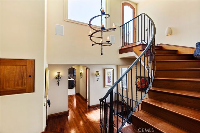 158 Santa Ana Avenue, Long Beach, CA 90803