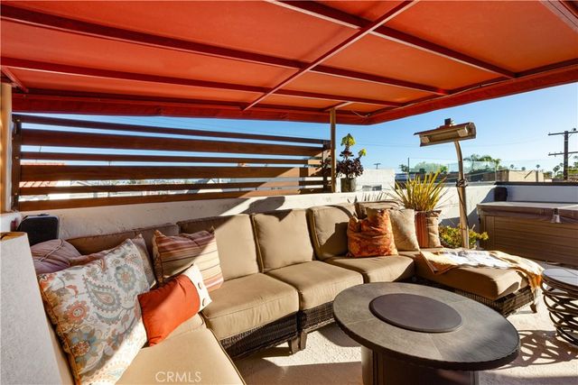 158 Santa Ana Avenue, Long Beach, CA 90803