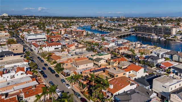 158 Santa Ana Avenue, Long Beach, CA 90803