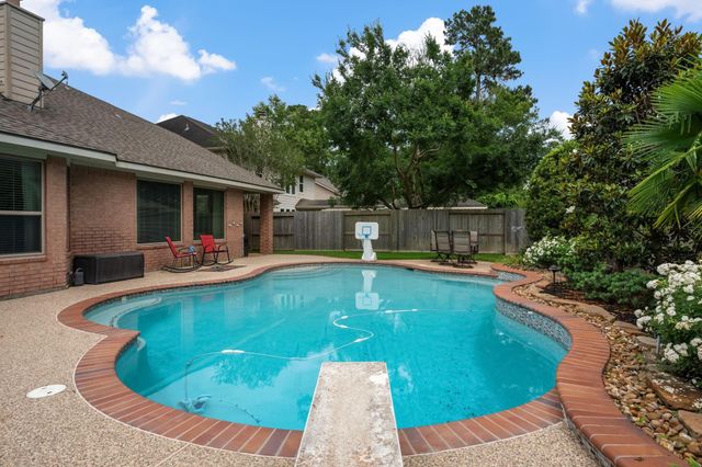 3215 Silverberry Trail, Kingwood, TX 77345