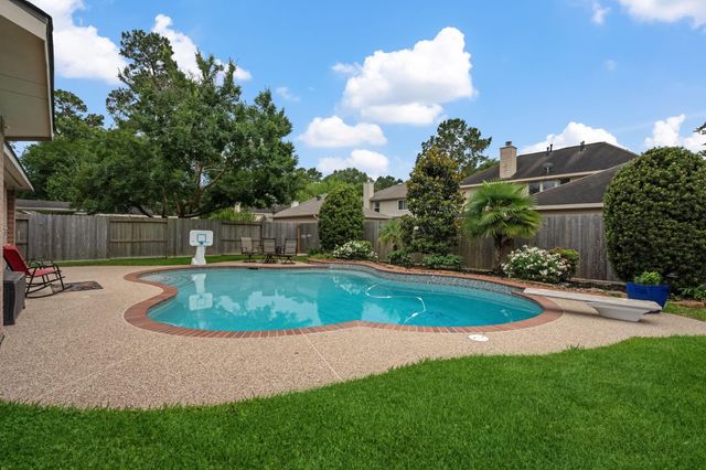 3215 Silverberry Trail, Kingwood, TX 77345
