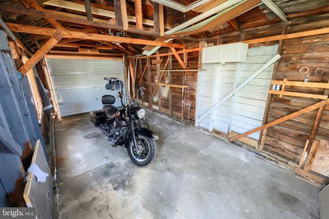 19 S WATER ST, Spring Grove, PA 17362