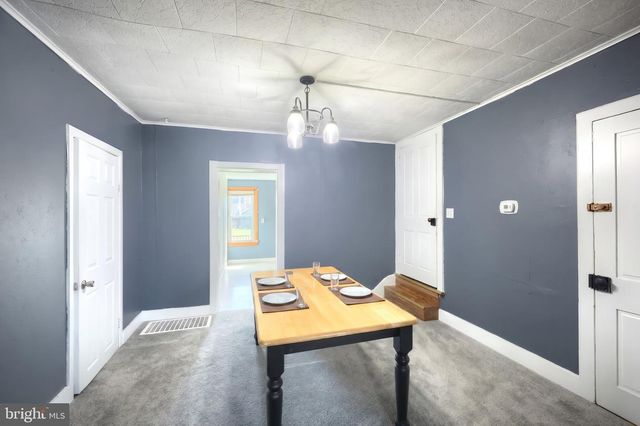 19 S WATER ST, Spring Grove, PA 17362