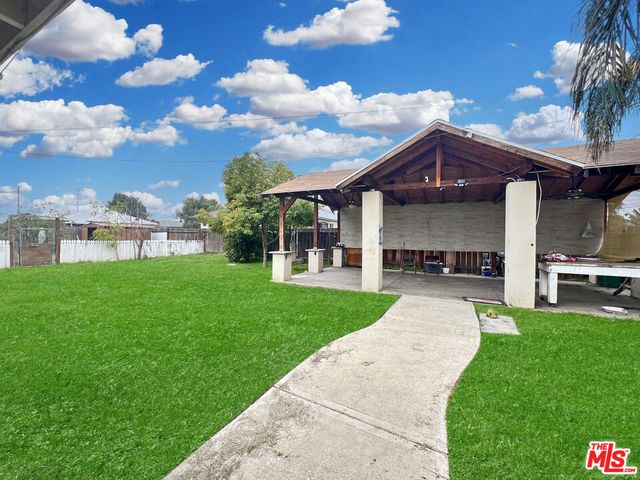 3493 E Joyce Drive, Fresno, CA 93703