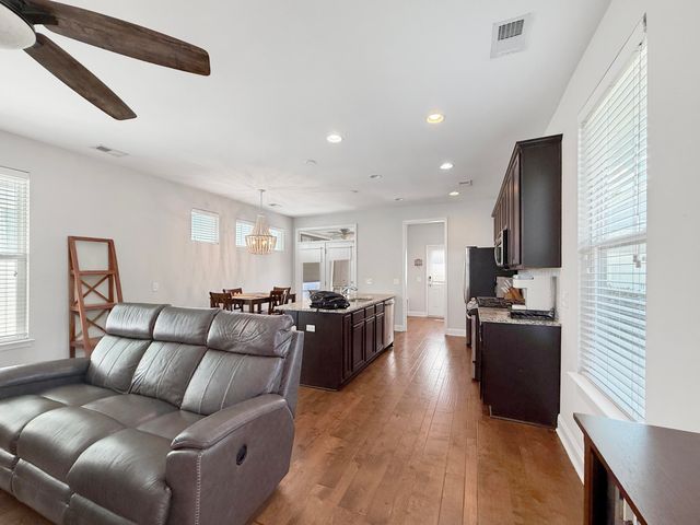 866 Rue Drive, Charleston, SC 29414