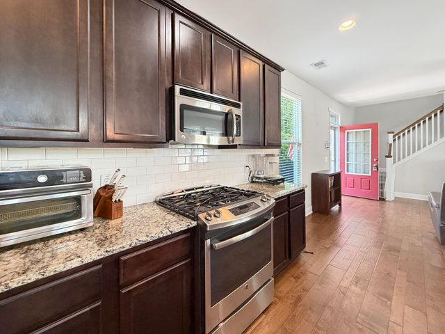 866 Rue Drive, Charleston, SC 29414