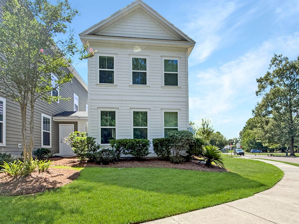 866 Rue Drive, Charleston, SC 29414