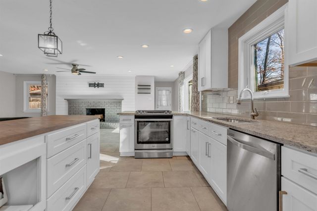 6202 QUINCE RD, Memphis, TN 38119