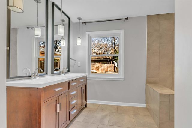 6202 QUINCE RD, Memphis, TN 38119