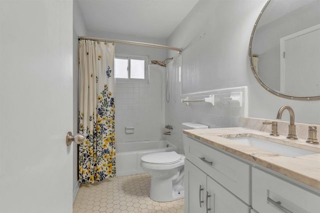 6202 QUINCE RD, Memphis, TN 38119