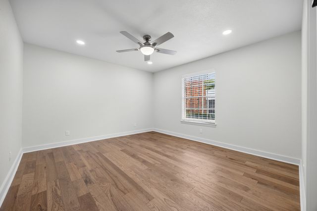 6035 Sandhurst Lane B, Dallas, TX 75206