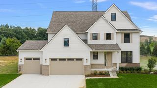 3251 Waldon Ridge Dr Street, Orion Twp, MI 48359