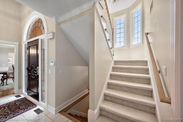 3021 E Ridge Court, Bloomfield Hills, MI 48302