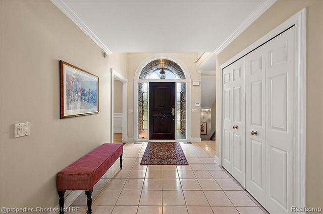 3021 E Ridge Court, Bloomfield Hills, MI 48302