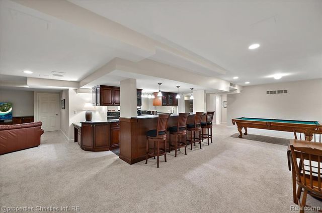 3021 E Ridge Court, Bloomfield Hills, MI 48302